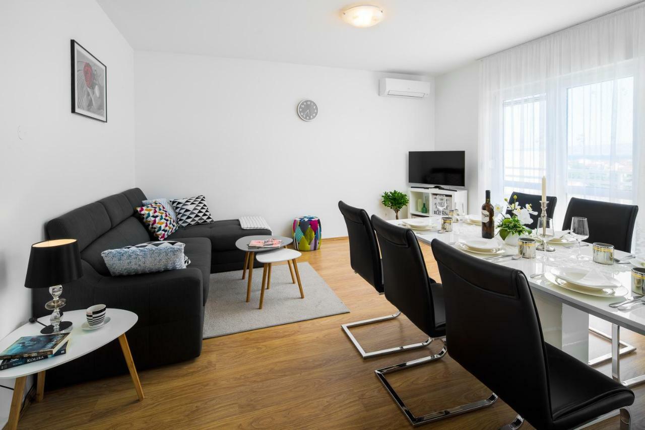 Lotus Apartman Split Eksteriør billede