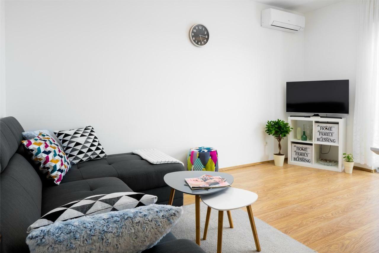 Lotus Apartman Split Eksteriør billede